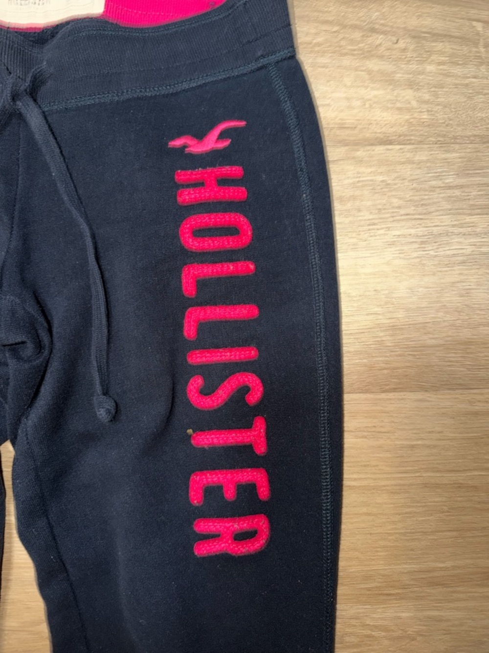 Hollister Black Sweat pants with Pink Logo - Picture 3 of 4